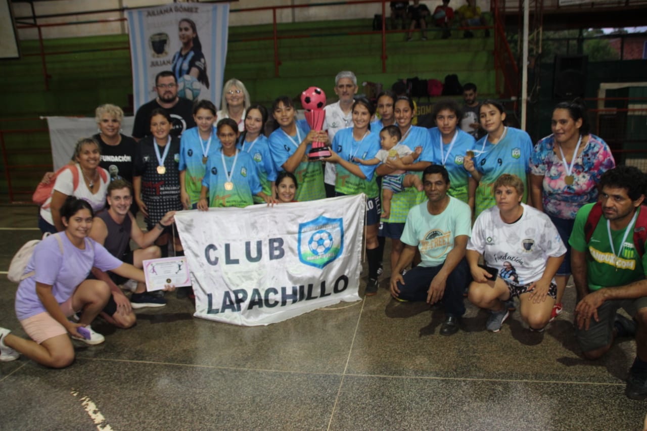 Puerto Esperanza: contención e inclusión a través del Futsal imagen-2