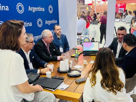 San Pablo: Passalacqua confirmó en el World Travel Market que seguirá potenciando el turismo regional "y traer más trabajo a la provincia" imagen-2