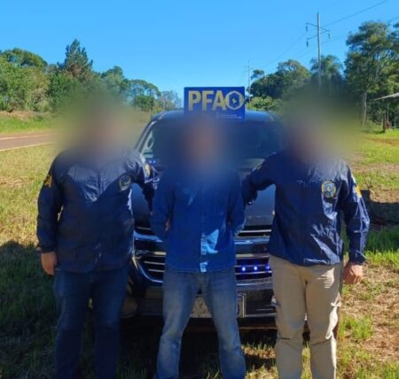 El hombre del rifle: Policía Federal detuvo en Misiones a un prófugo acusado de portación y abuso de armas imagen-4