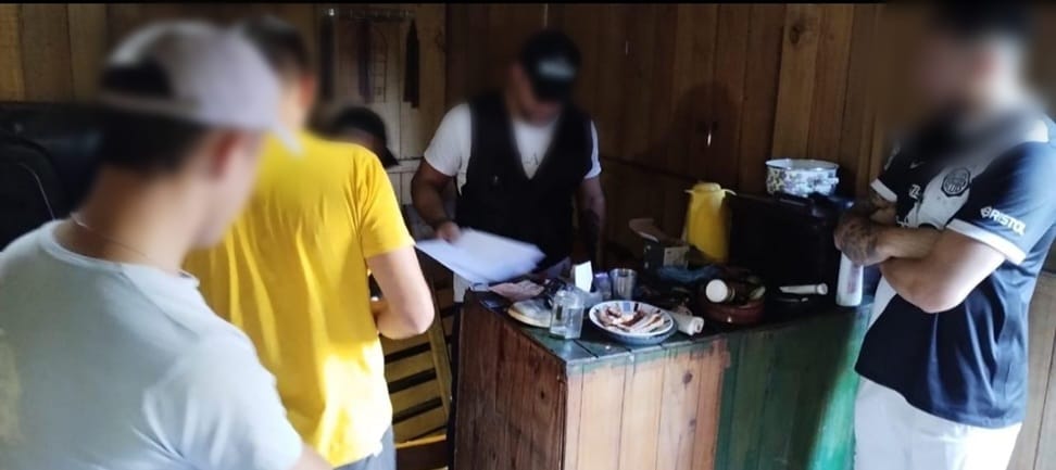 Tras allanamiento, la policía desarticuló otro punto de venta de drogas en Oberá imagen-14