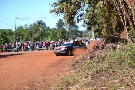 Automovilismo: la dupla Víctor Romagnoli-Fabio Bloch se llevó la primera etapa del Rally de Eldorado imagen-6