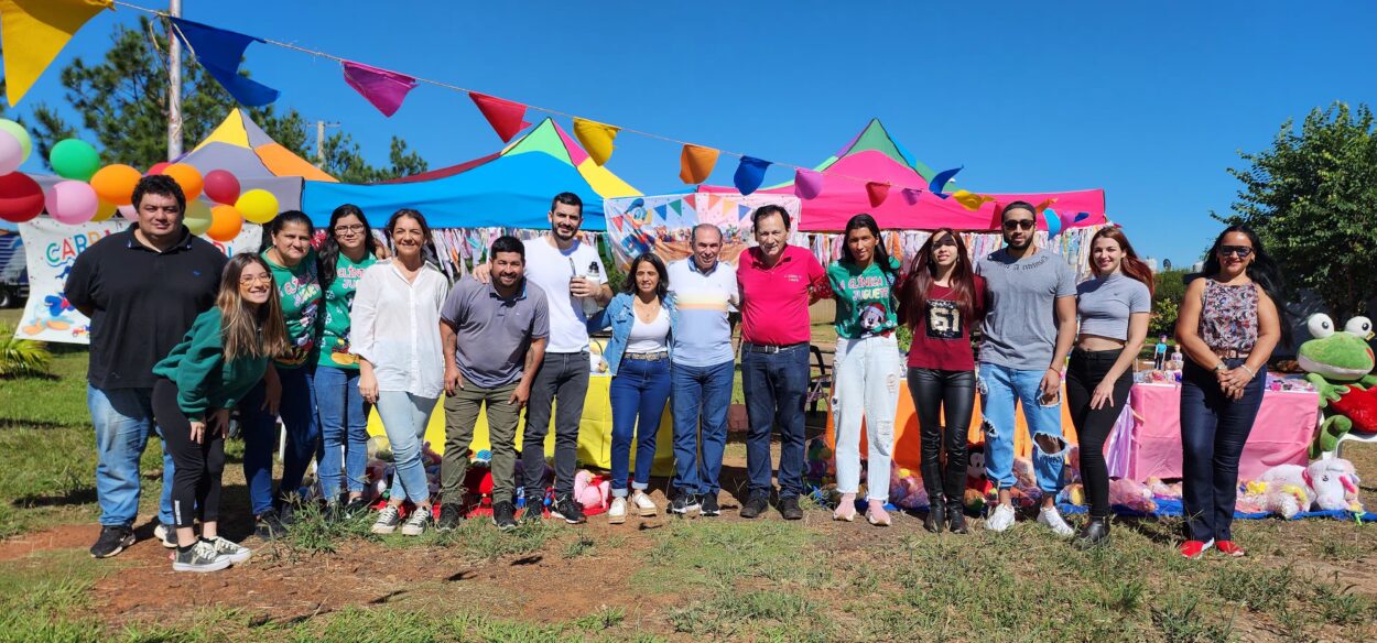 "Carpa Solidaria" de Itaembé Guazú recolectó juguetes y ropa imagen-2