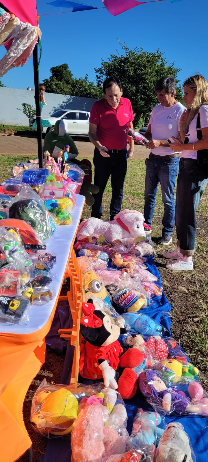 "Carpa Solidaria" de Itaembé Guazú recolectó juguetes y ropa imagen-6