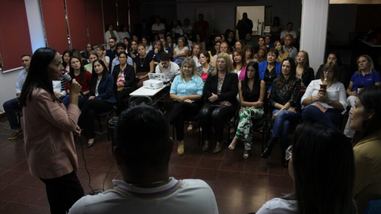 Presentación de “Crecimiento Profesional Docente 2024” imagen-12