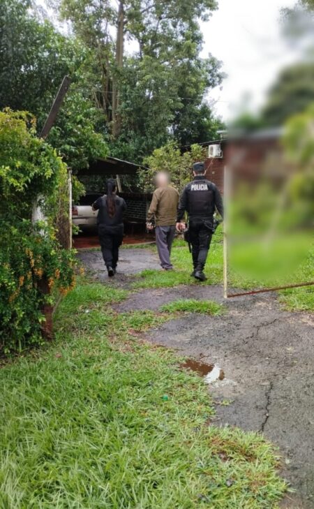 San Martín: en allanamiento domiciliario por amenazas de muerte secuestraron proyectiles de arma de fuego y un aire comprimido imagen-16