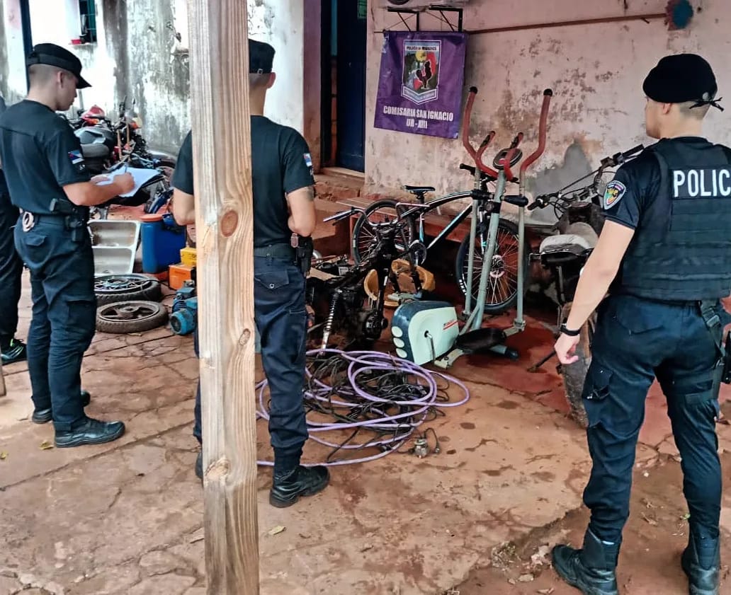 Secuestraron motopartes en un presunto desarmadero ilegal en San Ignacio imagen-2