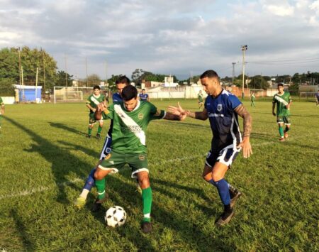 Fútbol posadeño: victorias de La Cantera y 1° de Mayo en el Torneo Apertura imagen-21