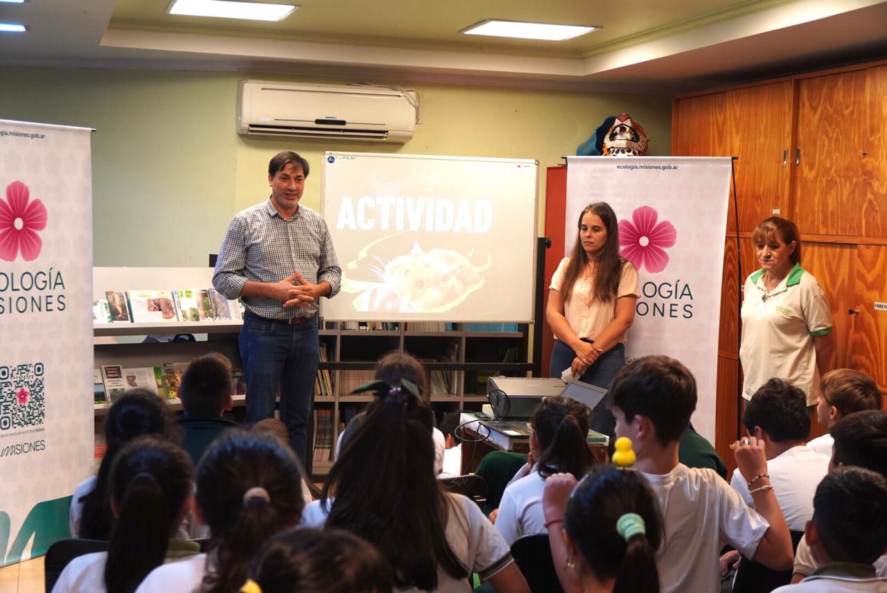 Estudiantes de la Escuela N° 3 de Posadas visitaron la EcoBiblioteca para reflexionar sobre el Día del Animal imagen-33