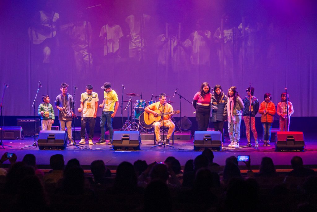 Música y danza en conmemoración del Día de los Pueblos Originarios imagen-58