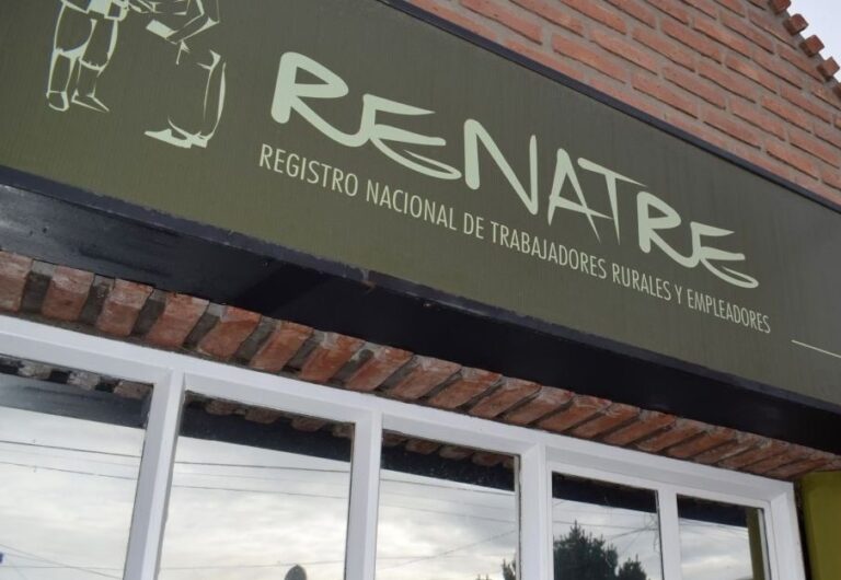 El Renatre volvió a aumentar la prestación por desempleo para trabajadores rurales a $100.000 a partir de abril imagen-18