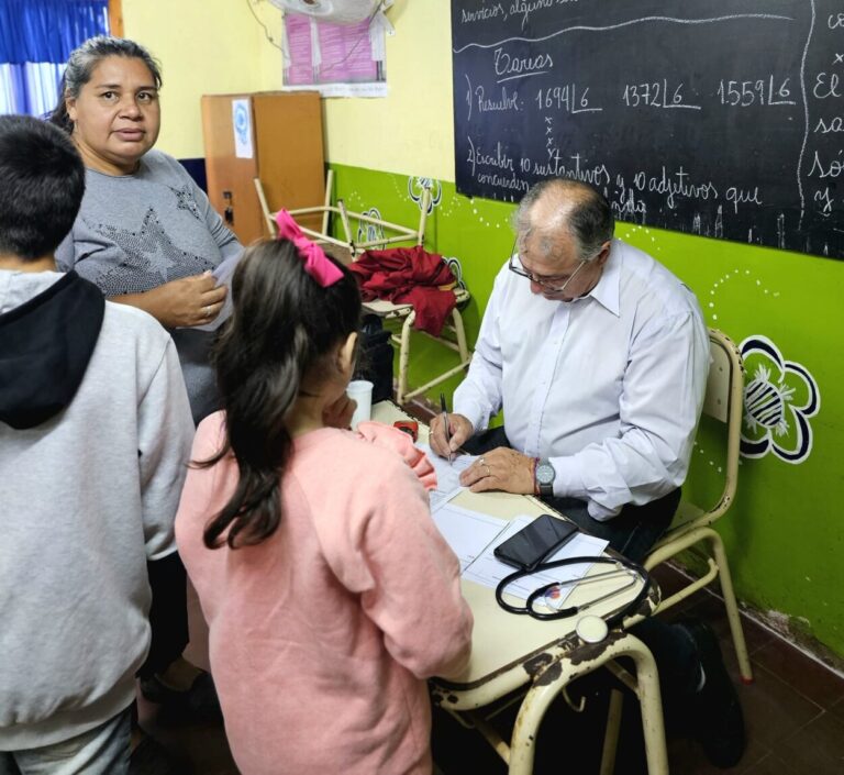 El P.A.S. brindó servicios en el barrio Guazupí de Posadas imagen-18