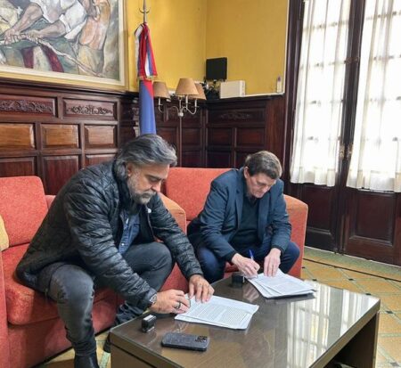 Más empresas se suman al programa provincial de equipamiento vial imagen-4