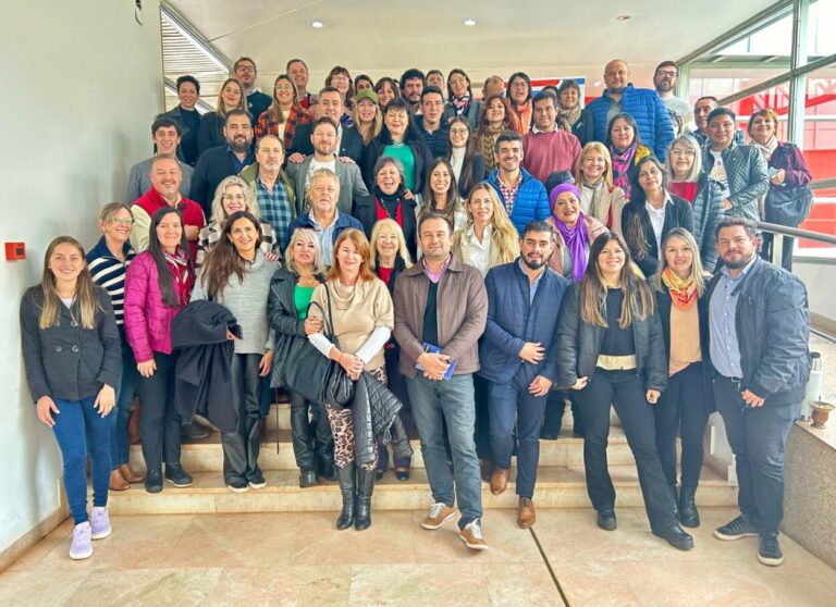 La Coprotur aseguró que los cortes de ruta afecta al turismo y al comercio de la provincia imagen-40