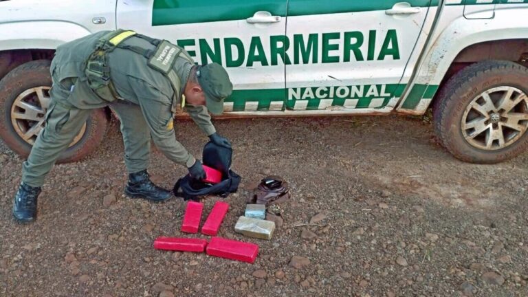 Detienen a una pareja que viajaba con marihuana y cocaína imagen-40