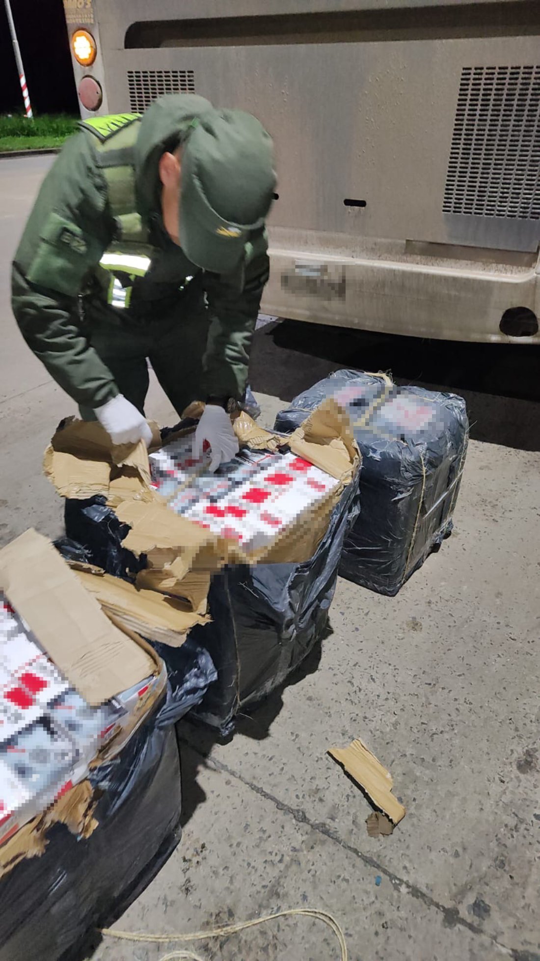 Secuestran en Misiones, más de 10 mil paquetes de cigarrillos ingresados ilegalmente imagen-18