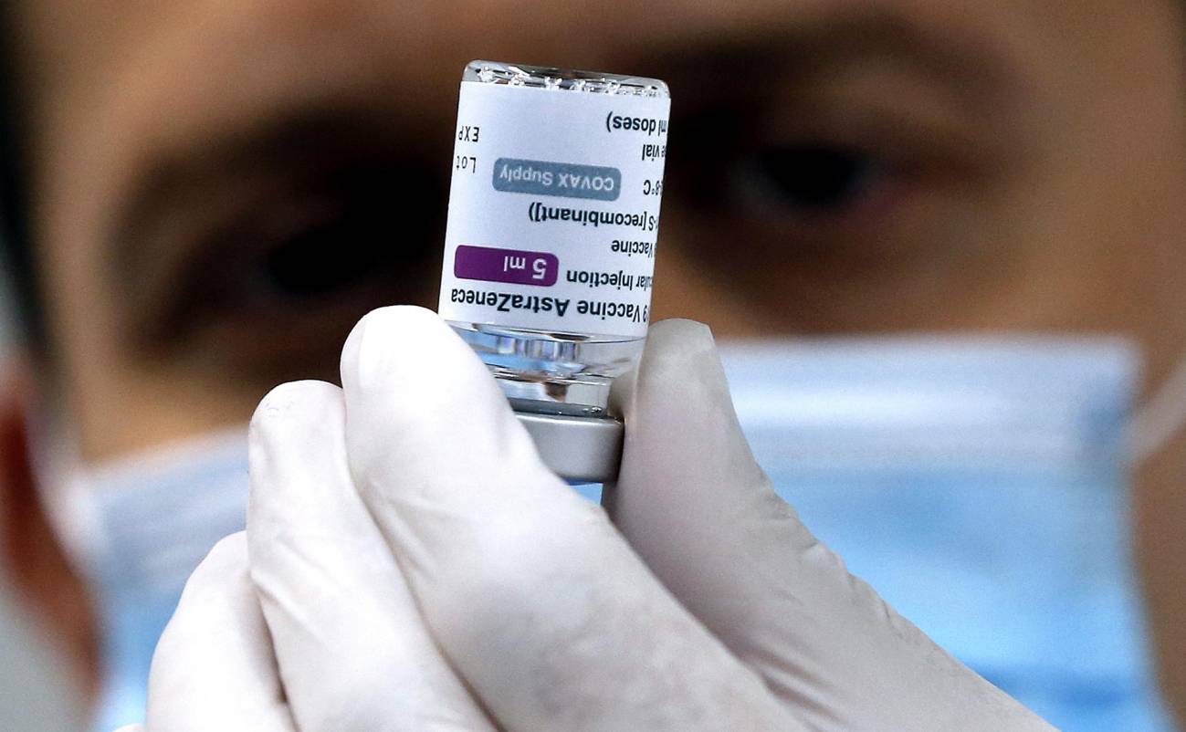 Primera demanda contra el Estado y AstraZeneca por la vacuna del Covid: una mujer reclama más de $90 millones imagen-19