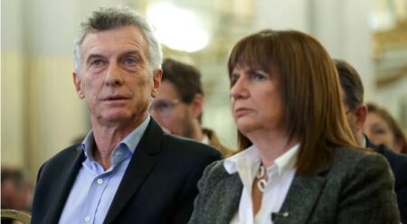 Se partió el bloque del PRO en la Legislatura bonaerense y se profundiza la interna entre Macri y Bullrich imagen-4