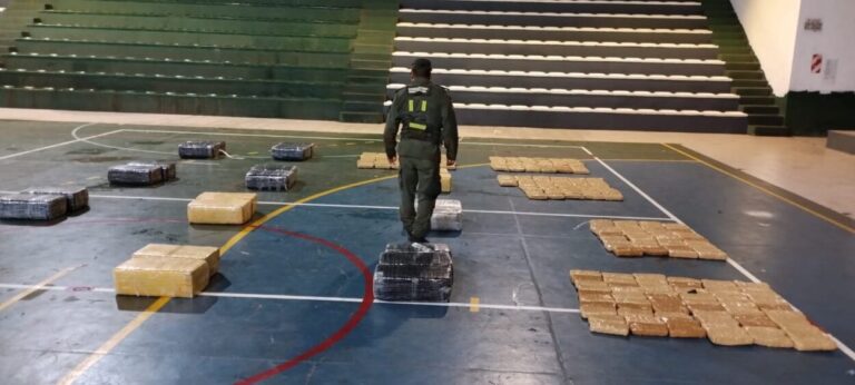 Narcotráfico: En dos procedimientos secuestran 470 kilos de marihuana imagen-9