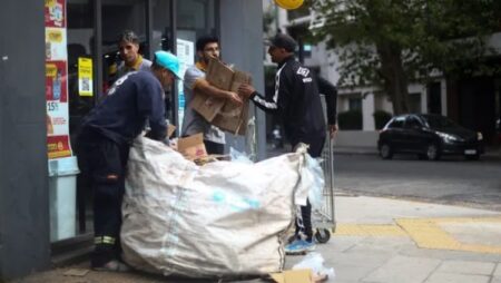 Pobreza: aseguran que la cifra real se ubica en el 73,3% en Argentina Pobreza: aseguran que la cifra real se ubica en el 73,3% en Argentina imagen-10