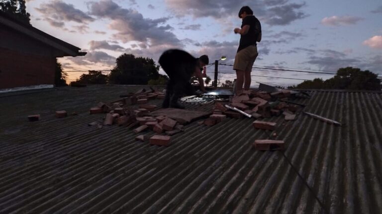 Ladrón quedó atrapado en la chimenea de una vivienda y fue detenido imagen-38