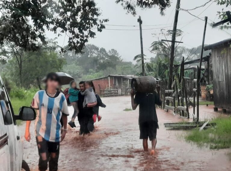 Temporal: en Oberá debieron ser evacuadas 66 personas entre niños y mayores imagen-50