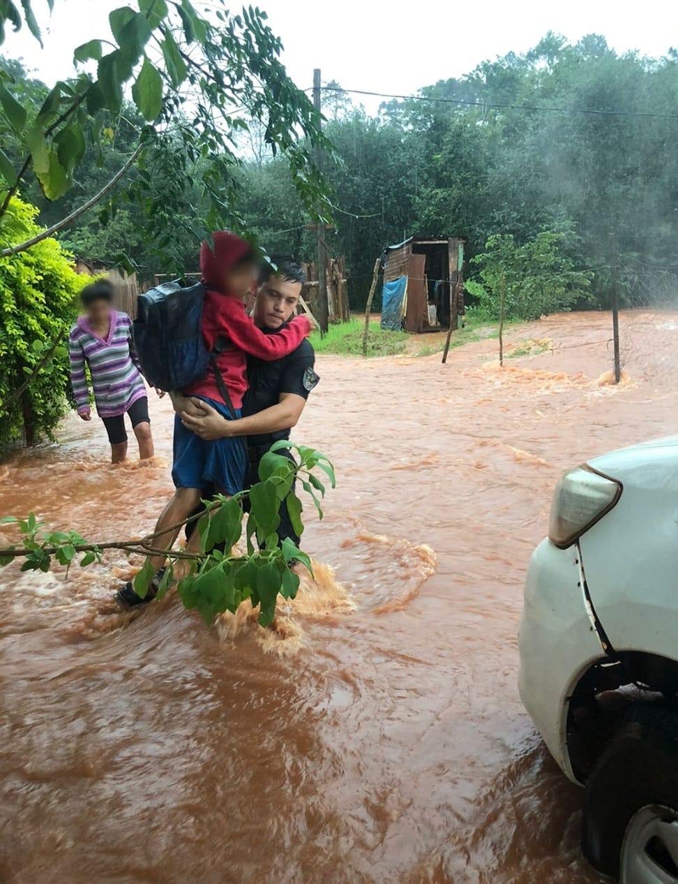 Temporal: en Oberá debieron ser evacuadas 66 personas entre niños y mayores imagen-2