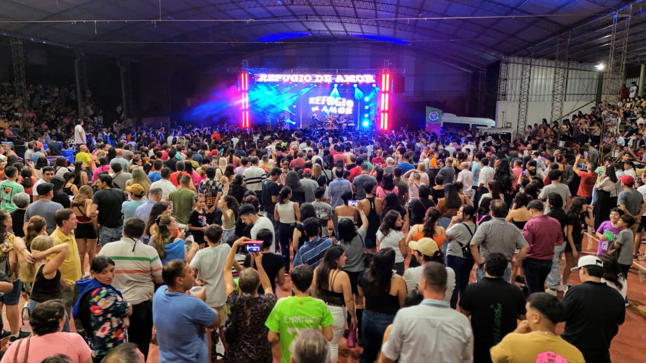 Con un público multitudinario, Montecarlo festejó a lo grande su 104° aniversario imagen-24