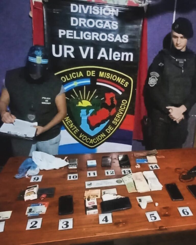 En Alem la Policía desmanteló otro "narcokiosco" y ya suman 57 en el año, hay 5 detenidos imagen-26