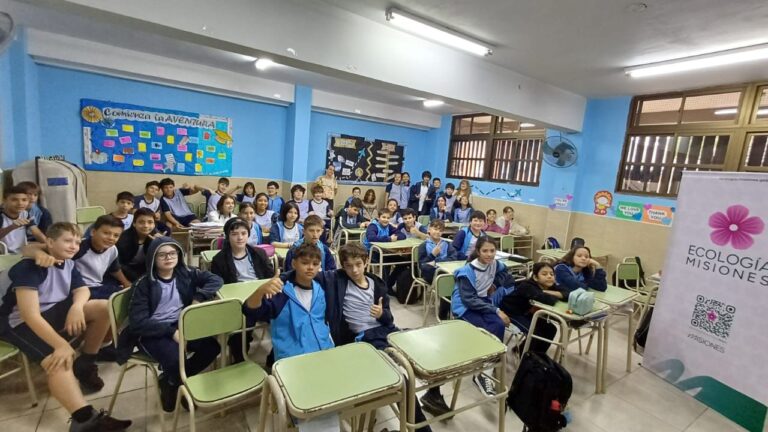 Ecología en la Escuela: 50 alumnos del Instituto Mariano Moreno participaron de una charla sobre cómo cuidar los recursos naturales imagen-38