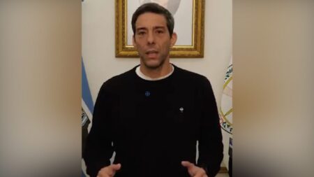 El aumento para el personal policial también impacta en horas extras y adicionales y es mayor para el interior, destacó Pérez imagen-6