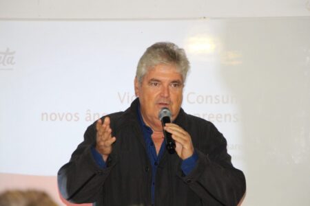 La era virtual y su impacto en la sociedad y en la naturaleza La era virtual y su impacto en la sociedad y en la naturaleza imagen-5