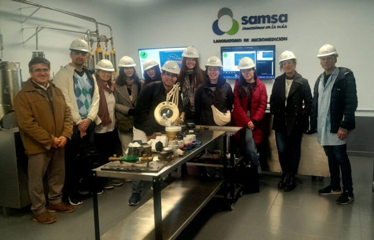 Alumnos de la carrera de Farmacia se capacitaron en Samsa sobre Potabilización y Tecnología Aplicada en el Agua imagen-43