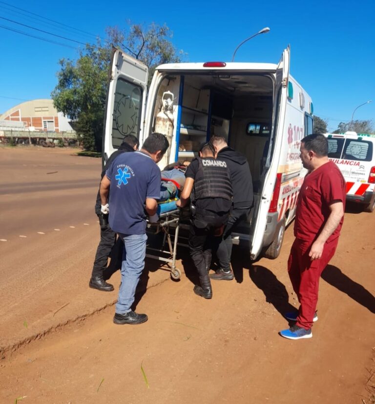 Oberá: motociclista resultó lesionado tras ser impactado por una camioneta sobre ruta 14 imagen-45