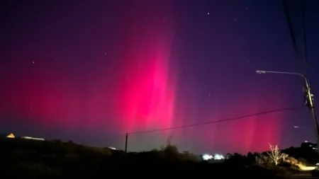 Tormenta solar provoca inéditas auroras australes en Ushuaia y la Antártida imagen-5
