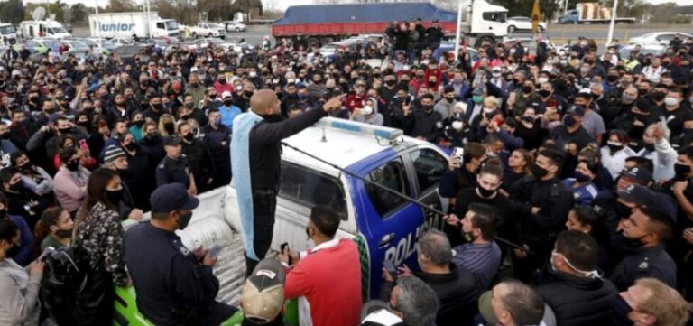 ¿Qué dijo la Corte Suprema sobre la sindicalización de la policía bonaerense y de otras provincias? imagen-39