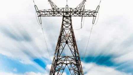Generadoras de electricidad rechazaron la oferta del Gobierno de pagarles la deuda con bonos imagen-33
