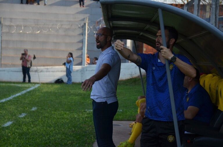 Fútbol: Crucero y Boca Unidos se enfrentarán con entrenadores interinos imagen-28