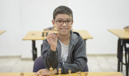 Faustino Oro está a dos puntos de ser el maestro internacional de ajedrez más joven del mundo imagen-4