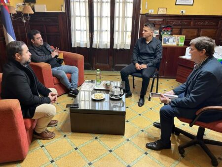 Gobierno provincial junto a hoteleros y gastronómicos analizan medidas a impulsar ante la caída de la actividad económica y el aumento en el precio de los servicios imagen-4