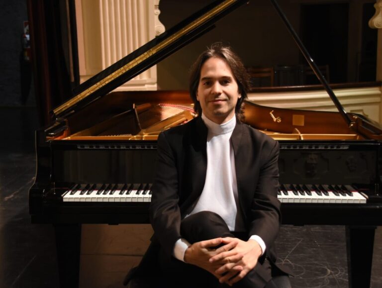 Horacio Lavandera brindará un concierto en el Teatro Lírico imagen-34