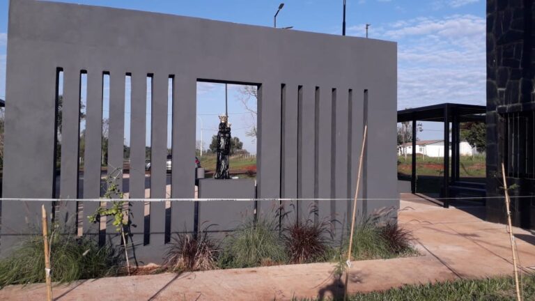 Una de las imágenes 3D de la Virgen María hechas en el Ises se entronizará a la entrada de Loreto imagen-42