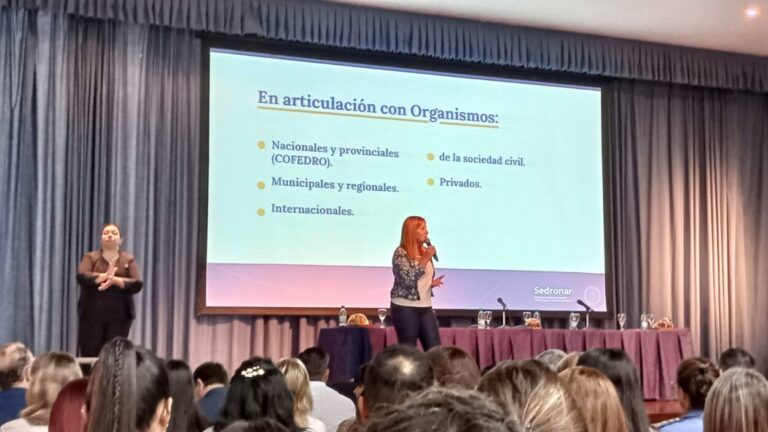 "Juego Responsable", del Iplyc, participó de Congreso sobre Prevención de Adicciones imagen-3