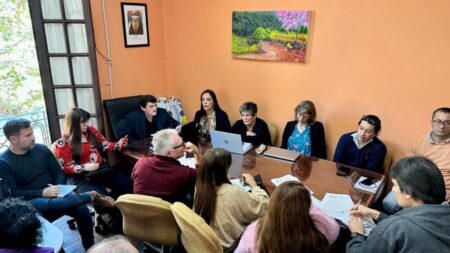 Con la consigna de mantener el diálogo abierto, anticipan avances para el aumento salarial docente en el mes de junio Con la consigna de mantener el diálogo abierto, anticipan avances para el aumento salarial docente en el mes de junio imagen-7