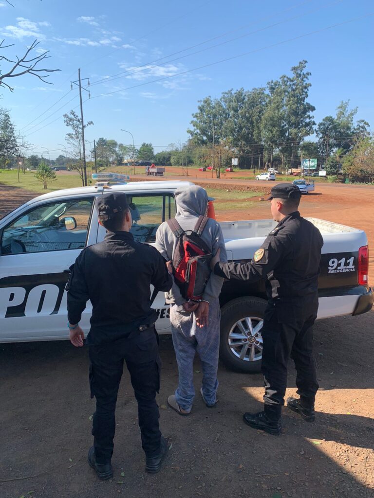 La Policía detuvo a conocido delincuente que intentó robar en la Colectividad Japonesa La Policía detuvo a conocido delincuente que intentó robar en la Colectividad Japonesa imagen-40