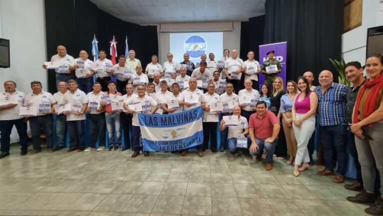 "Reconocimiento moral" en Montecarlo a los ex soldados conscriptos bajo bandera convocados y movilizados durante el conflicto de Malvinas imagen-12