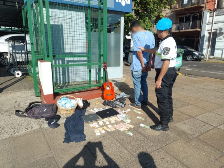 Detuvieron a un hombre que simulaba vender chipas para ingresar a robar imagen-43