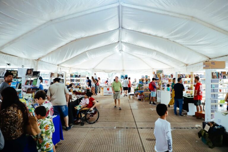 Schuap y Dachary elogiaron a la Municipalidad de Posadas por la recuperación de la Feria del Libro imagen-26