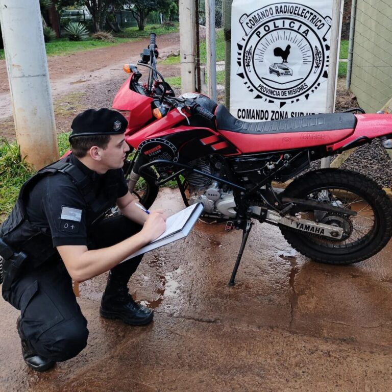 Cuatro motocicletas recuperadas y dos presuntos narcos deliverys detenidos en operativos preventivos imagen-6