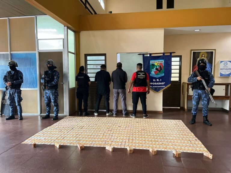 Ex empleado ingresó a la oficina de una distribuidora y se llevó casi $4 millones: fue detenido imagen-5