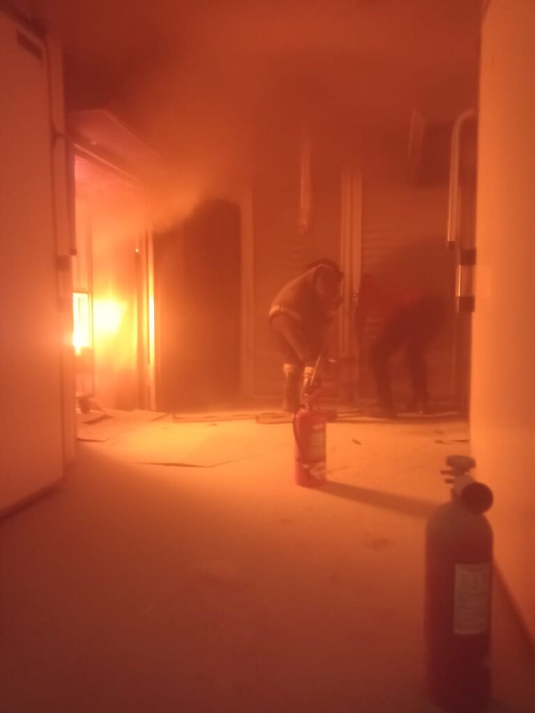 Extinguen un principio de incendio en un local comercial de Posadas imagen-31